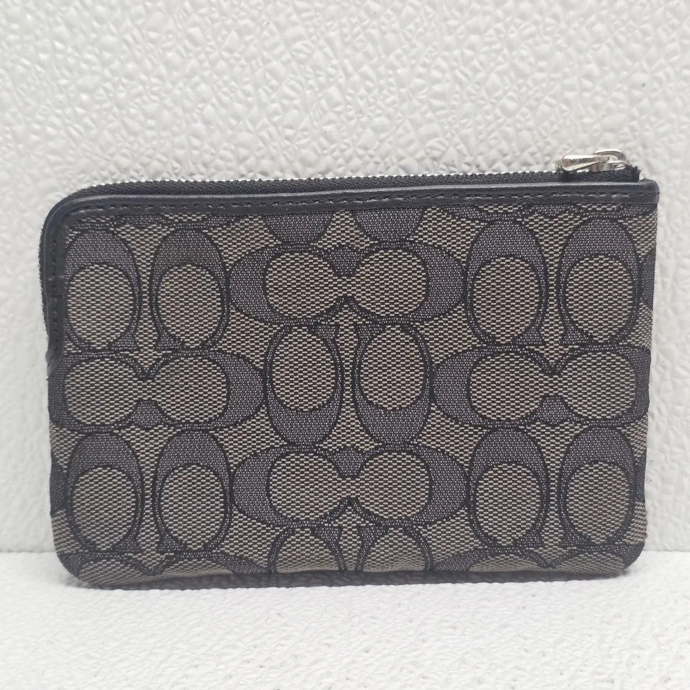 Coach Corner Zip Wristlet Wallet Black Smoke Silver F58033 - Read